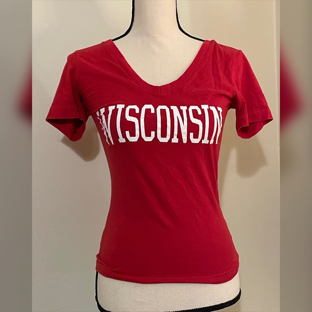 Women’s Wisconsin T-Shirt
